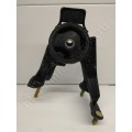 Подушка двигателя задняя Toyota Сaldina, Corolla, Runx, Spacio, Verso, Isis, Premio, Will, Wish #24#, #12#, ZZE13#, #NE1#, #NM1#, 1ZZFE, 2ZZGE '00- 12371-0D170