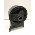 Подушка двигателя Левая   Vitz, Platz, Probox  NCP1#, SCP1#, NCP5# - 1NZ-FE, 2NZ-FE, 1SZ-FE MTM '99- 12372-02160